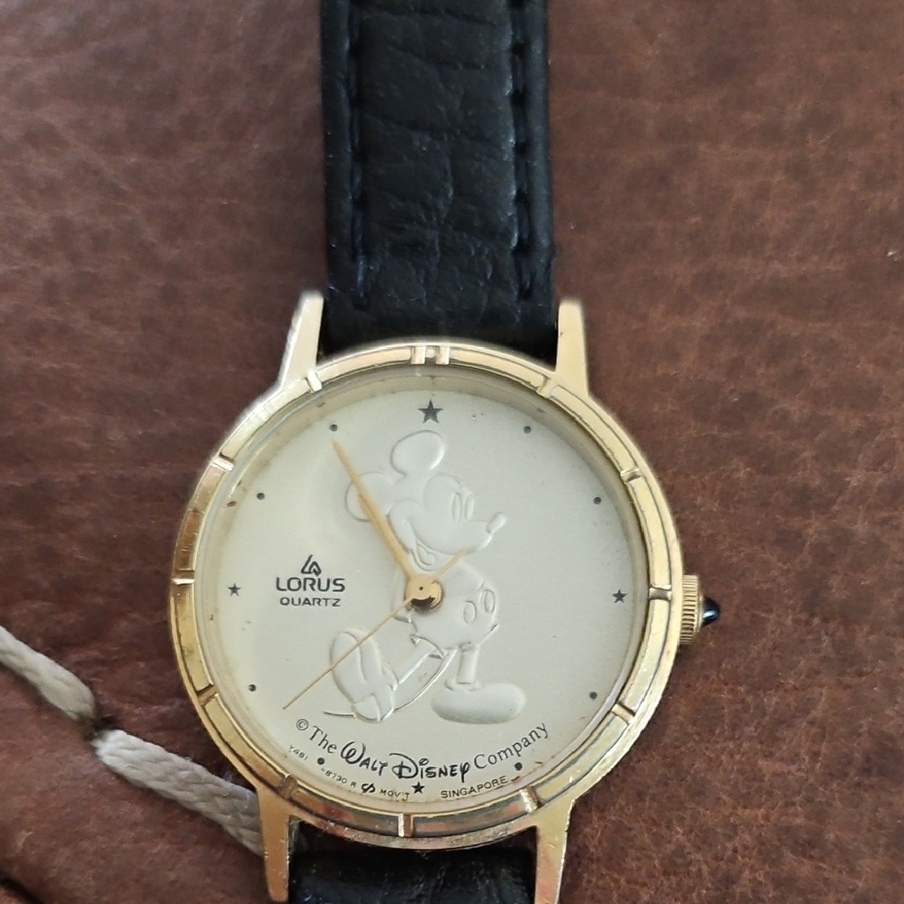 Lorus Disney Mickey Mouse Gold Watch